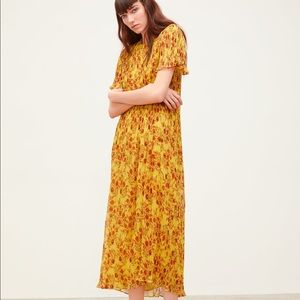 ZARA YELLOW FLORAL PLEATED MAXI DRESS